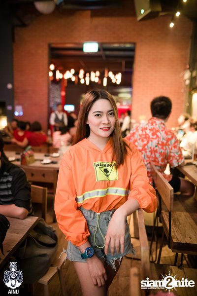 Saturday Night at Ainu Bar — photo 30