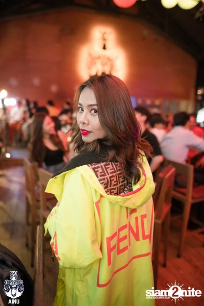 Saturday Night at Ainu Bar — photo 31