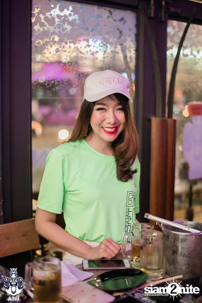 Saturday Night at Ainu Bar — photo 35
