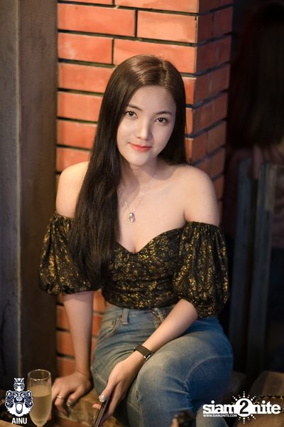 Saturday Night at Ainu Bar — photo 89