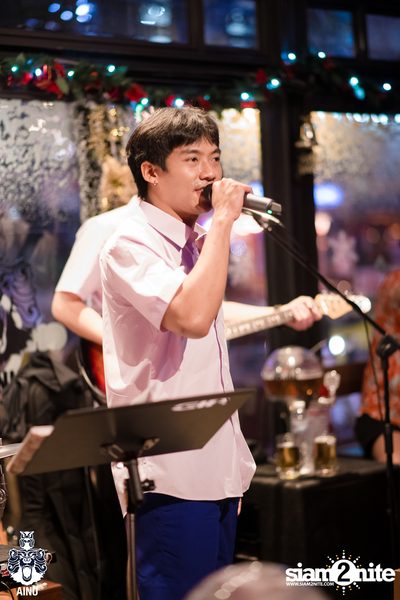 Saturday Night at Ainu Bar — photo 90