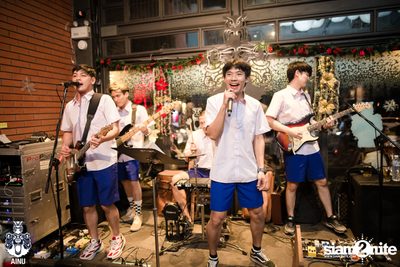 Saturday Night at Ainu Bar — photo 93