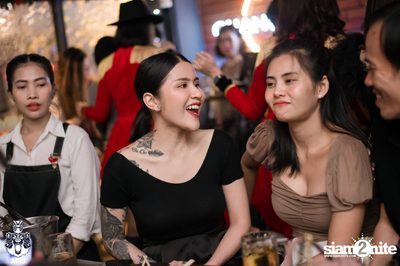 Saturday Night at Ainu Bar — photo 98