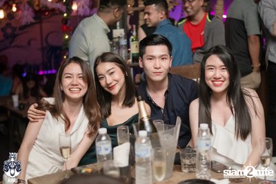 Saturday Night at Ainu Bar — photo 119