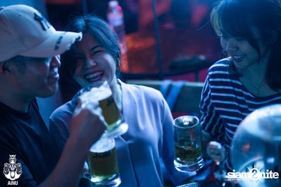 Saturday Night at Ainu Bar — photo 148