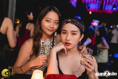 Crush Wednesdays กับ DJ Kay ที่ The Club at Koi — photo 28