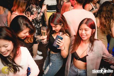 Crush Wednesdays กับ DJ Kay ที่ The Club at Koi — photo 32