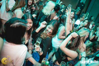 Crush Wednesdays กับ DJ Kay ที่ The Club at Koi — photo 36