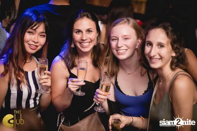 Crush Wednesdays กับ DJ Kay ที่ The Club at Koi — photo 40