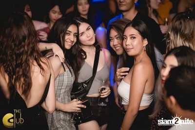 Crush Wednesdays กับ DJ Kay ที่ The Club at Koi — photo 41