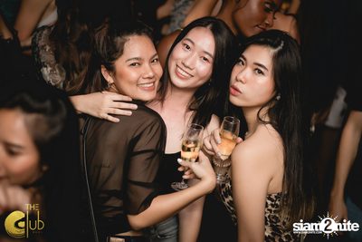 Crush Wednesdays กับ DJ Kay ที่ The Club at Koi — photo 45