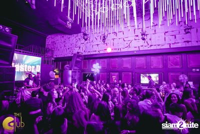 Crush Wednesdays กับ DJ Kay ที่ The Club at Koi — photo 46