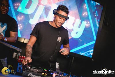 Crush Wednesdays กับ DJ Kay ที่ The Club at Koi — photo 65