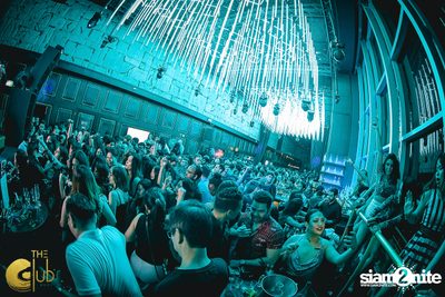 Crush Wednesdays กับ DJ Kay ที่ The Club at Koi — photo 75