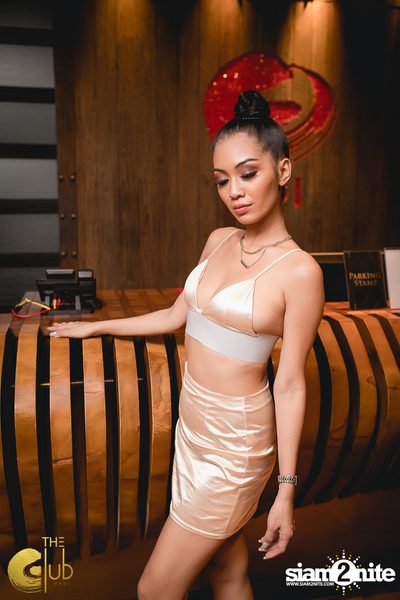 Crush Wednesdays กับ DJ Kay ที่ The Club at Koi — photo 114