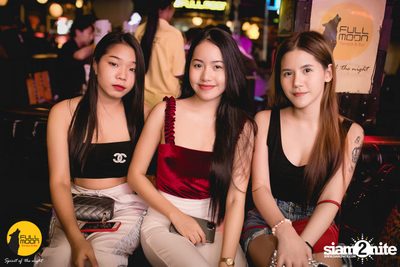 Nont Tanont at Fullmoon Terrace & Bar — photo 103