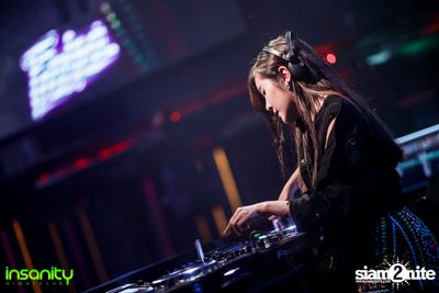 Famous Poolparty Pre-Party with DJ Faahsai at Insanity Nightclub — photo 74