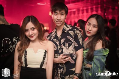 Friday Night at BARBARBAR — photo 9