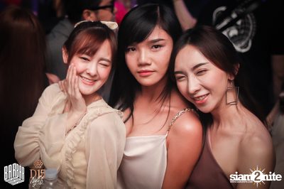Friday Night at BARBARBAR — photo 61