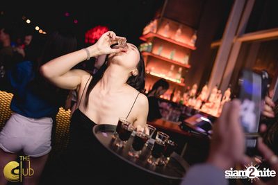 DJ Trauma ที่ The Club at Koi — photo 50