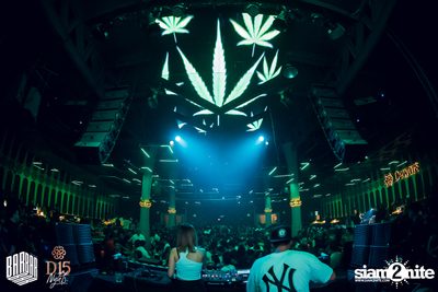 Saturday Night at BARBARBAR — photo 10