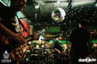 ZEAL at Yak Bar — photo 68