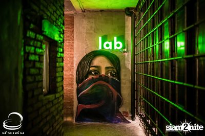Yokee Playboy at Nunglen-LAB — photo 12