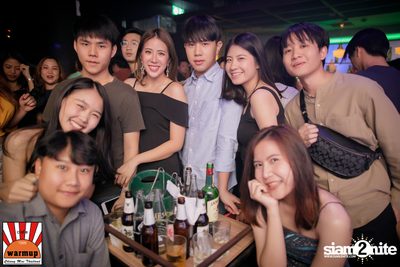 Knomjean x WAii at Warmup Cafe Chiangmai — photo 15
