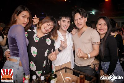 Knomjean x WAii at Warmup Cafe Chiangmai — photo 18