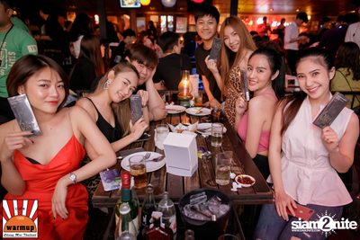 Knomjean x WAii at Warmup Cafe Chiangmai — photo 38