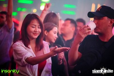 Chinese New Year Festival กับ DJ Gary ที่ Insanity Nightclub — photo 84