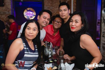 Saturday Night at Wine Bridge — photo 27