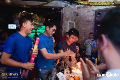 Saturday Night at Wine Bridge — photo 71