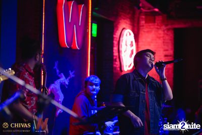 Saturday Night at Wine Bridge — photo 84