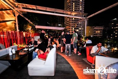SUK 11 CLUB CRAWL — photo 7