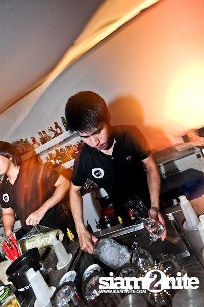 SUK 11 CLUB CRAWL — photo 95