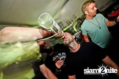 SUK 11 CLUB CRAWL — photo 17