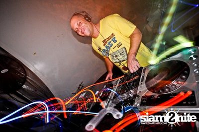 SUK 11 CLUB CRAWL — photo 5