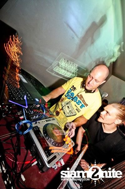 SUK 11 CLUB CRAWL — photo 15