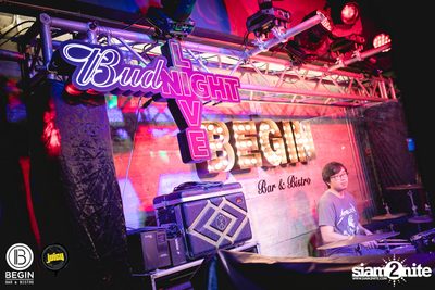 คอนเสิร์ต Budweiser Bud Night Live กับ KLEAR ที่ Begin Bar & Bistro — photo 23