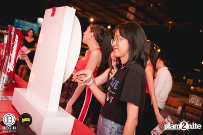 คอนเสิร์ต Budweiser Bud Night Live กับ KLEAR ที่ Begin Bar & Bistro — photo 38