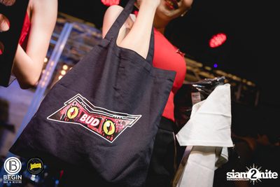 คอนเสิร์ต Budweiser Bud Night Live กับ KLEAR ที่ Begin Bar & Bistro — photo 45