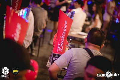 คอนเสิร์ต Budweiser Bud Night Live กับ KLEAR ที่ Begin Bar & Bistro — photo 67