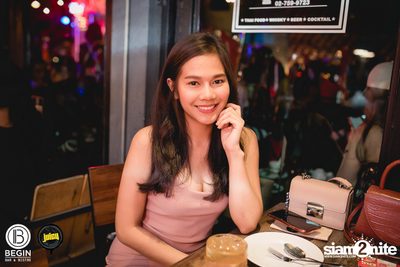 คอนเสิร์ต Budweiser Bud Night Live กับ KLEAR ที่ Begin Bar & Bistro — photo 72