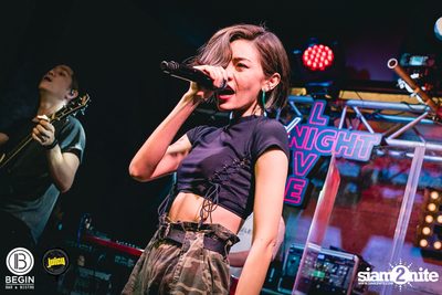 คอนเสิร์ต Budweiser Bud Night Live กับ KLEAR ที่ Begin Bar & Bistro — photo 97