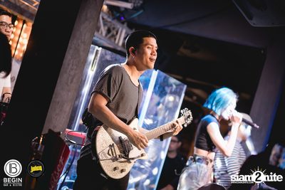 คอนเสิร์ต Budweiser Bud Night Live กับ KLEAR ที่ Begin Bar & Bistro — photo 116