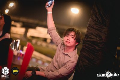 คอนเสิร์ต Budweiser Bud Night Live กับ KLEAR ที่ Begin Bar & Bistro — photo 141