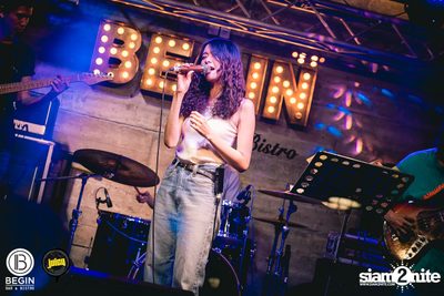 คอนเสิร์ต Budweiser Bud Night Live กับ KLEAR ที่ Begin Bar & Bistro — photo 167