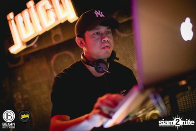 คอนเสิร์ต Budweiser Bud Night Live กับ KLEAR ที่ Begin Bar & Bistro — photo 177