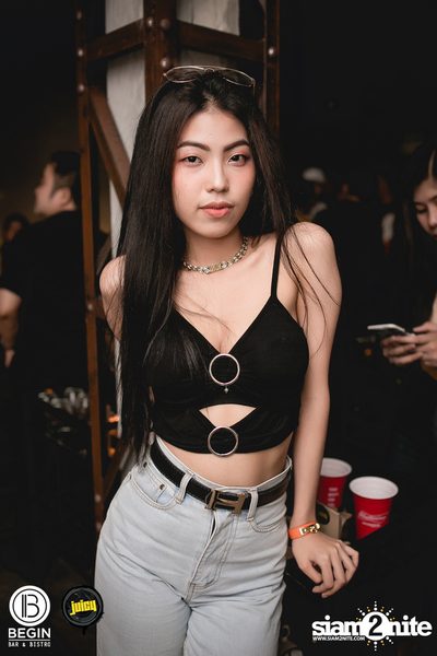 คอนเสิร์ต Budweiser Bud Night Live กับ KLEAR ที่ Begin Bar & Bistro — photo 184